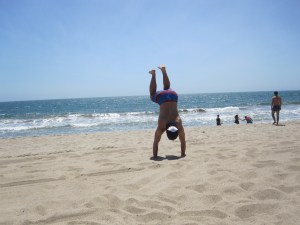 beach handstand malibu
